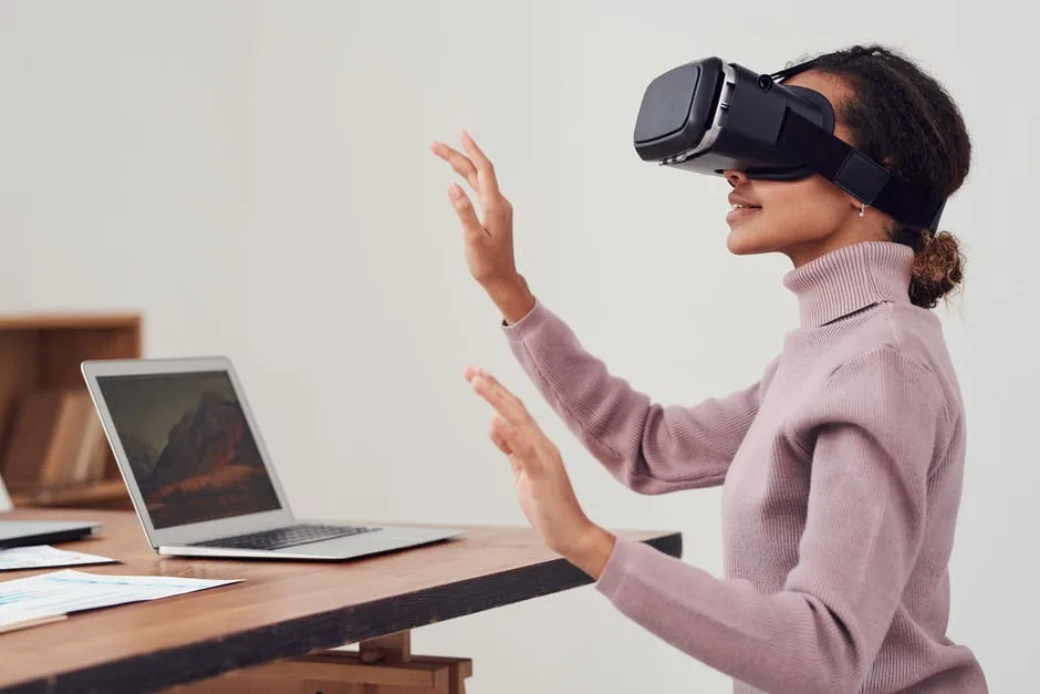 Hybrid is the Future - How to Lead a Hybrid Workforce?