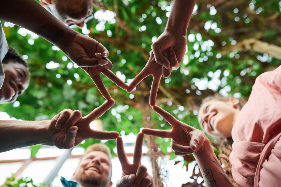 How do companies inspire unity to drive high performance?